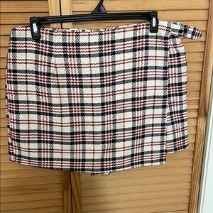 Forever 21 Plaid Mini Skort - navy, Cream, Red size 2x NWT